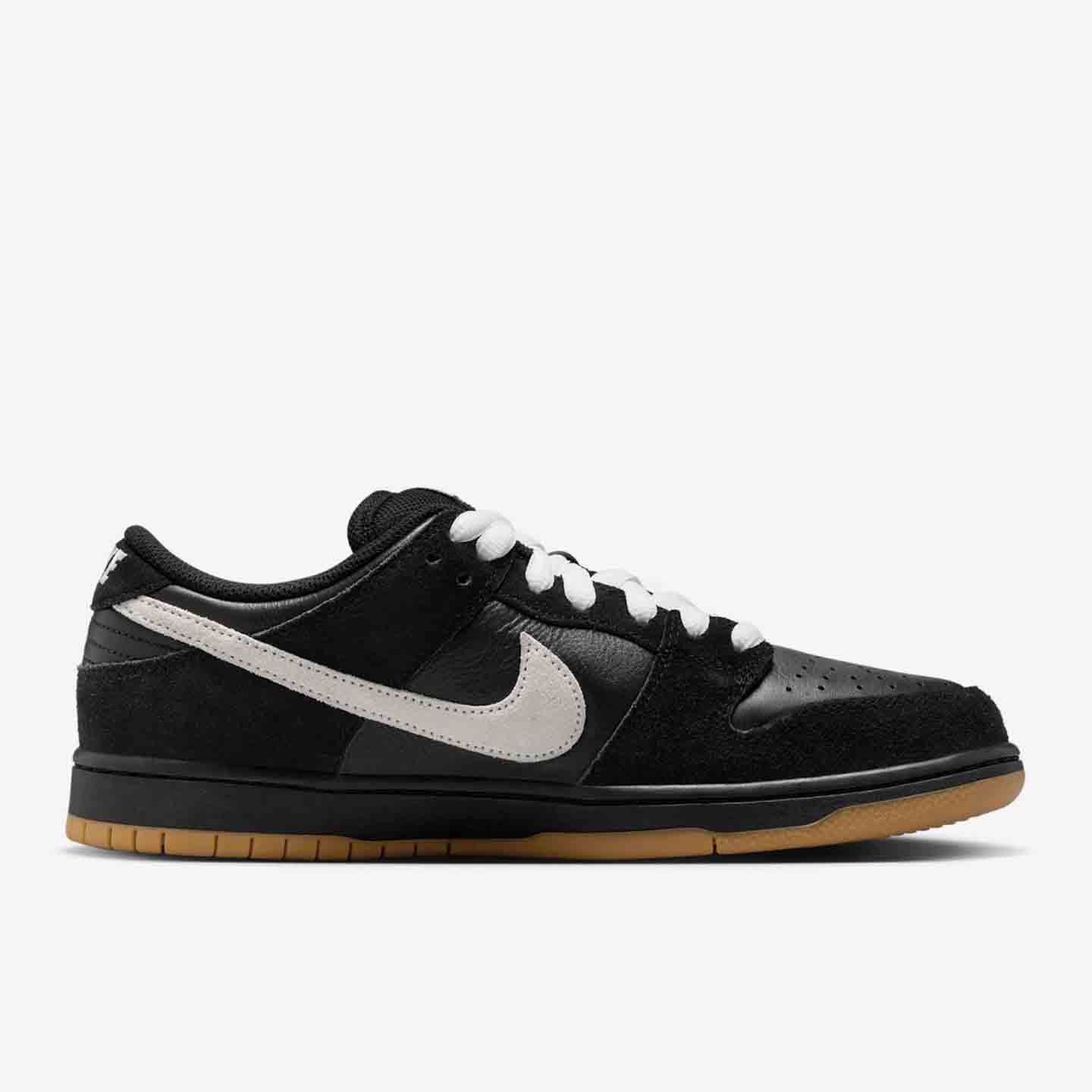 靴 NIKE SB DUNK LOW PRO BLACK GUM 27cm TÊNIS NIKE SB DUNK LOW PRO PRETO/GUM