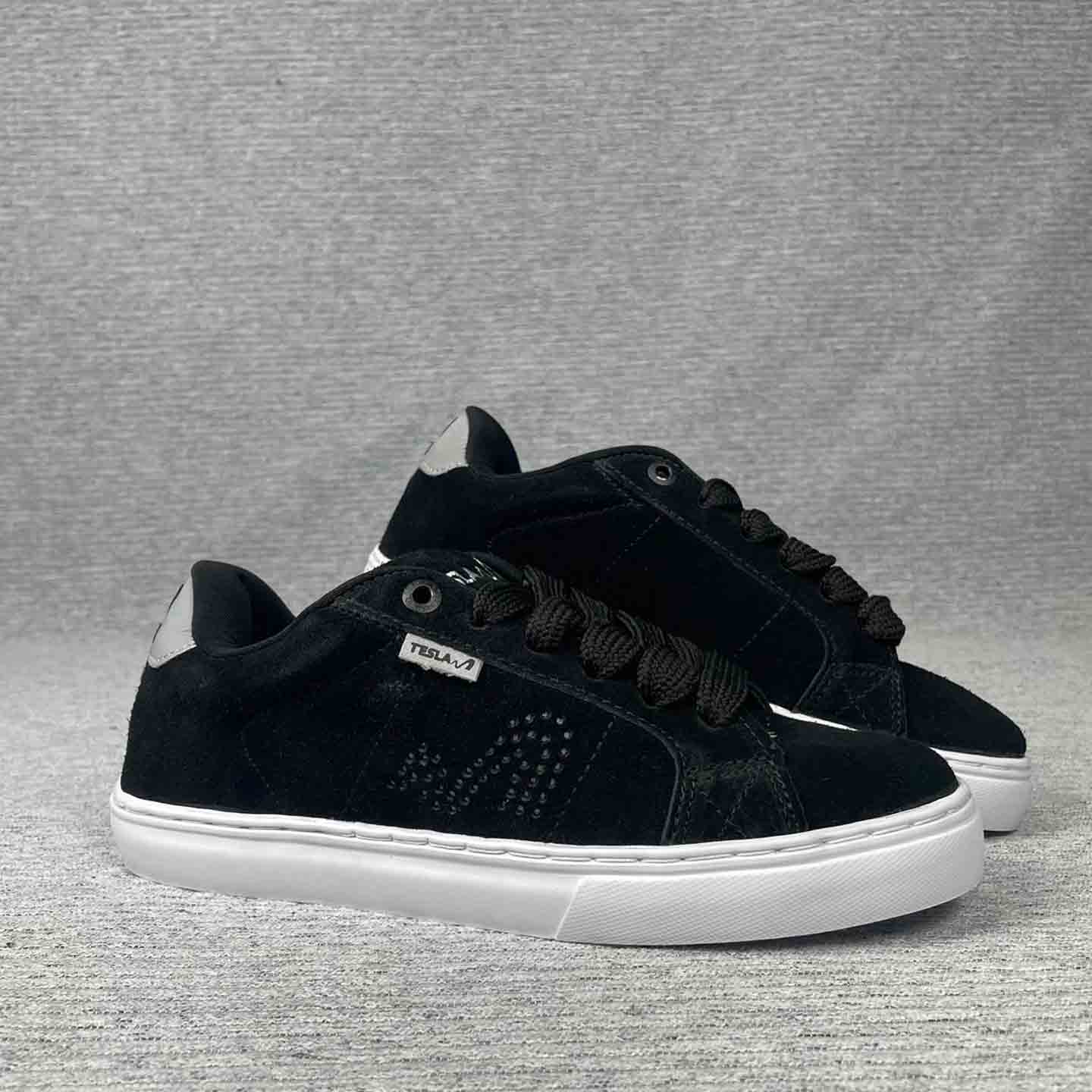 Tênis Tesla Hertz Black Reflect