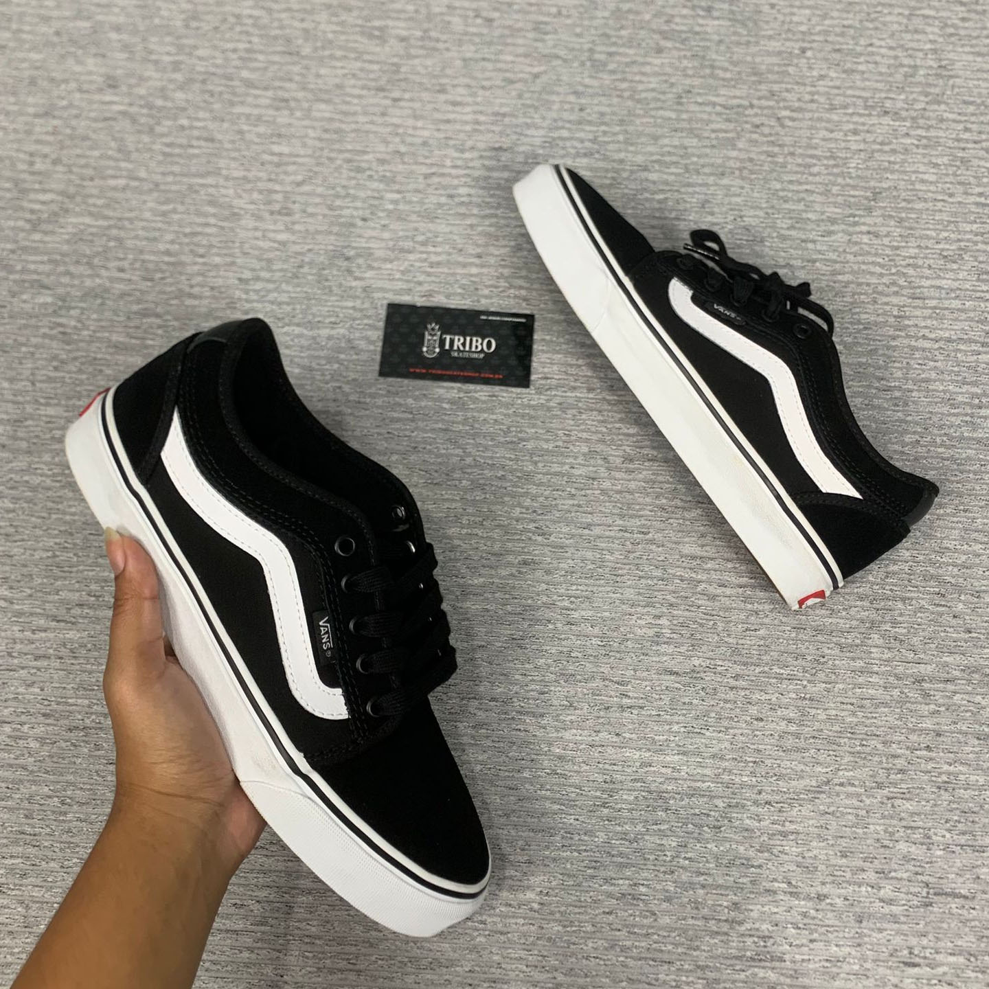 Tênis Vans Chukka Low Sidestripe Black White - Estilo Clássico e